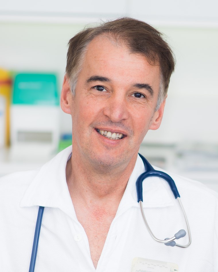 Dr.med.univ. Bernhard Hartenthaler